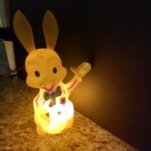 Vintage Knickerbocker bunny light/bank